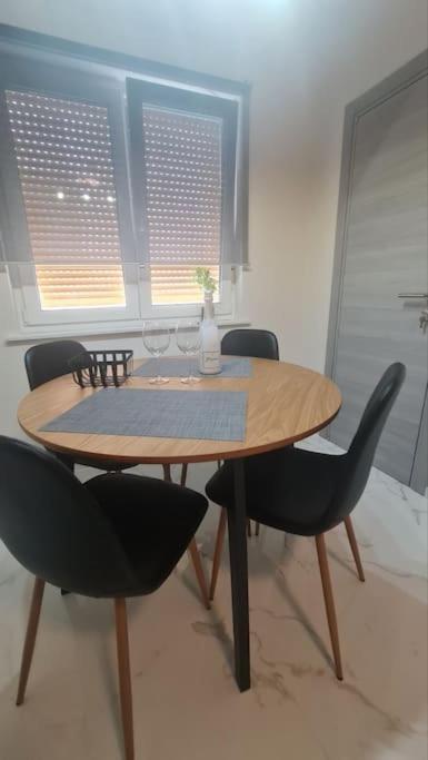 Mias Luxury Apartment リエカ エクステリア 写真