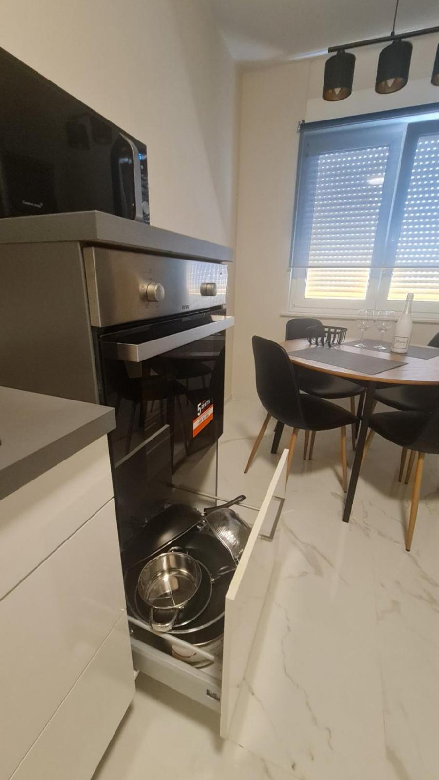 Mias Luxury Apartment リエカ エクステリア 写真